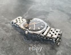 Serviced 1971 Timex Electric Navy Dial Men's Vintage Watch Original Bracelet